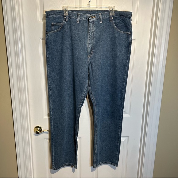 Wrangler Men's Relaxed Fit Jeans - Dark Blue 46 X 32 - Picture 2 of 7